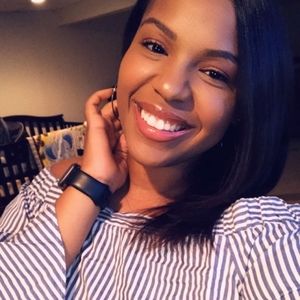 Meet your Posher, Alisa